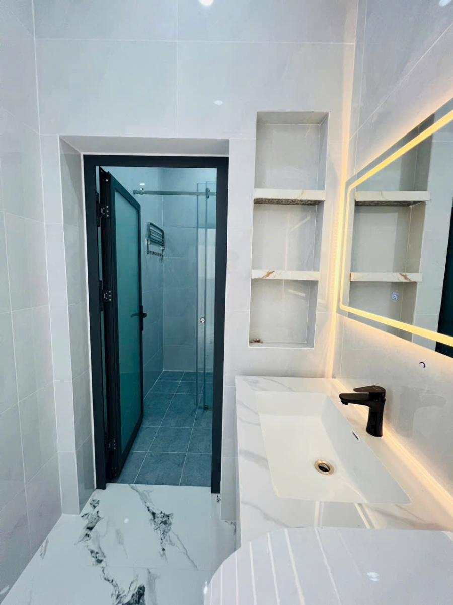 Nhà ngay trung tâm thương mại Phong Điền - Cần Thơ